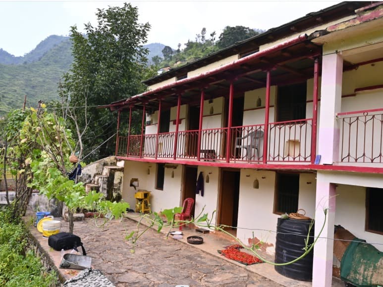 Active main view